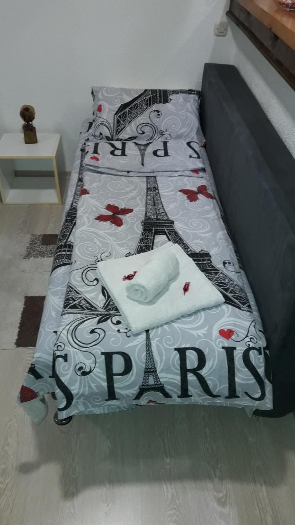Apartman Azra SJJ Extérieur photo